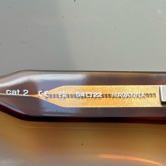 Veronica Beard sunglasses - Picture 15 of 16